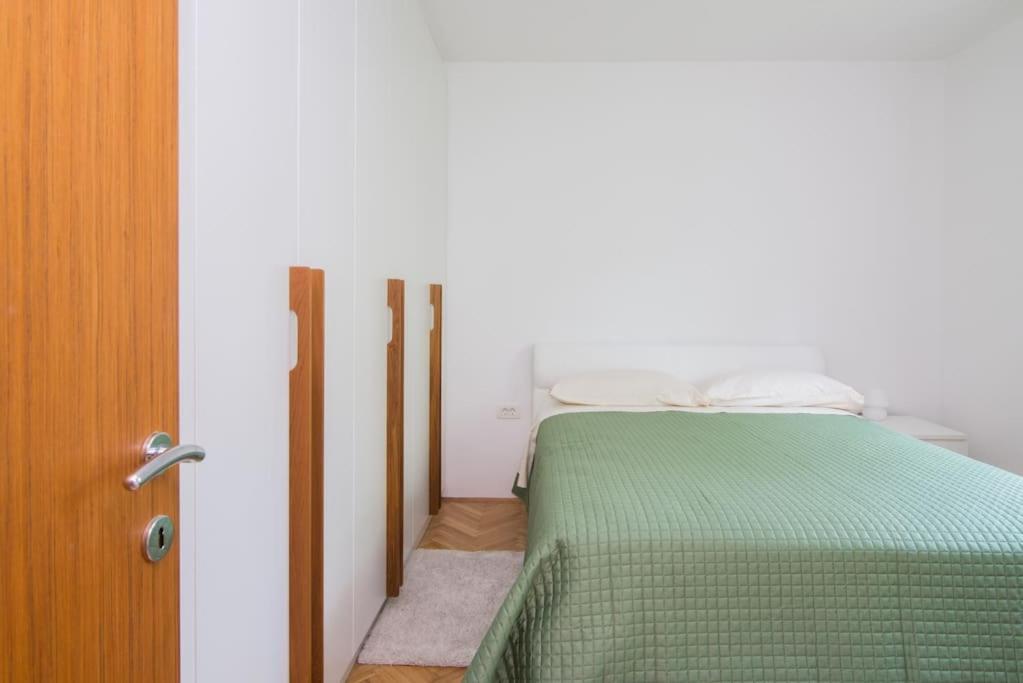 Mia Resort Izola Εξωτερικό φωτογραφία